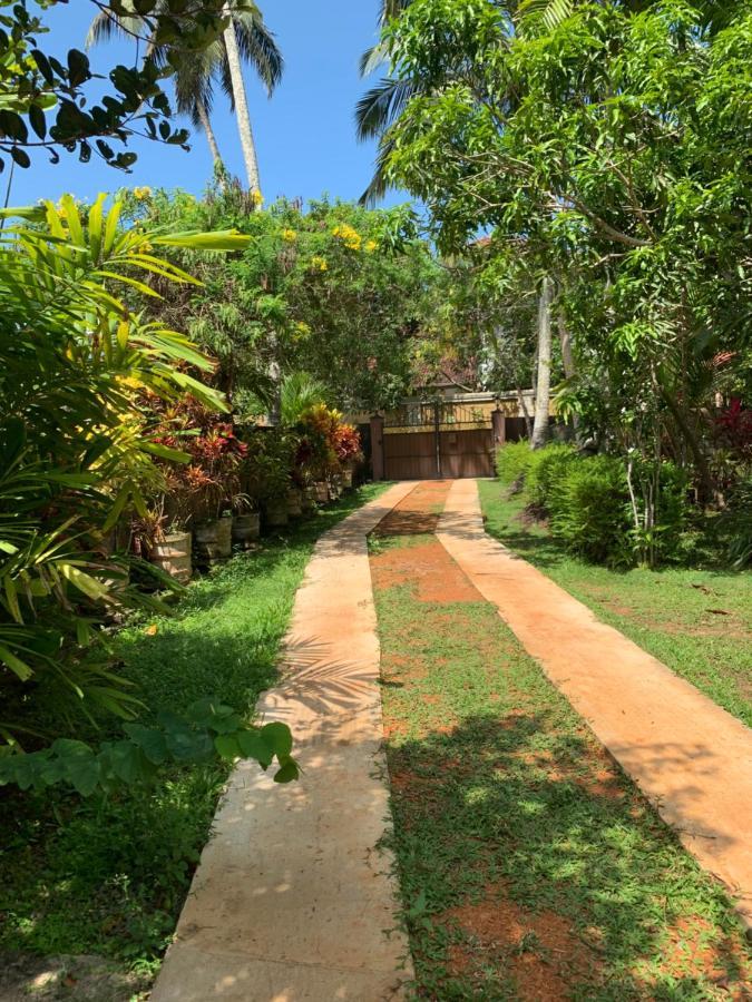 Tranquil Private Villa Near Bentota Beach Eksteriør billede